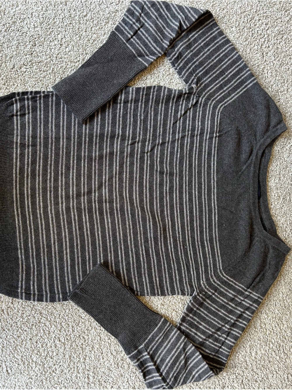 GAP Gray Striped Lightweight Knit Sweater Women’s Large Long Sleeve